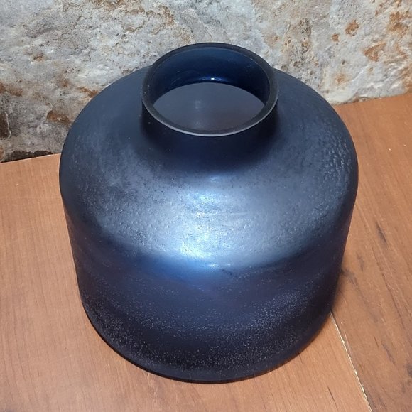 VTG Blue Glass Vase Table Decor - Picture 9 of 10